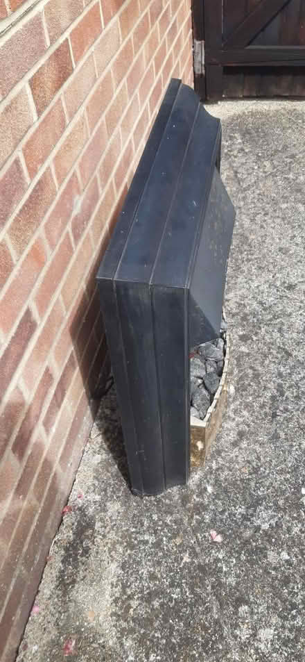 Photo of free Dimplex electric wall mounted fire (Chandlersford SO53) #4