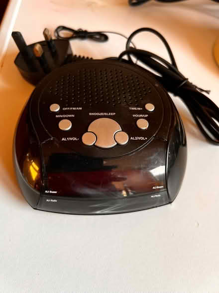 Photo of free Retro clock radio (Spondon DE21) #1