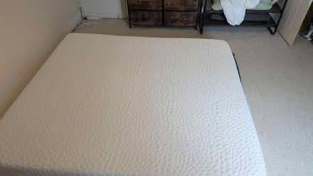 Photo of free Super king tempur mattress (Gu27) #4