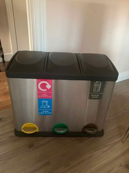 Photo of free Recycling Kitchen Bin (Rochford SS4) #1