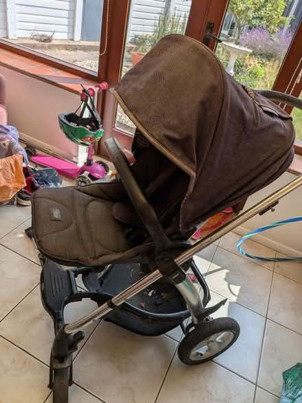 Photo of free Mamas + Papas Sola2 Pram (S40 Brampton) #4