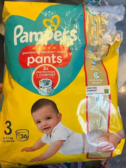 Photo of free Open pack of Pampers Size 3 pants (SW12 0bn) #1