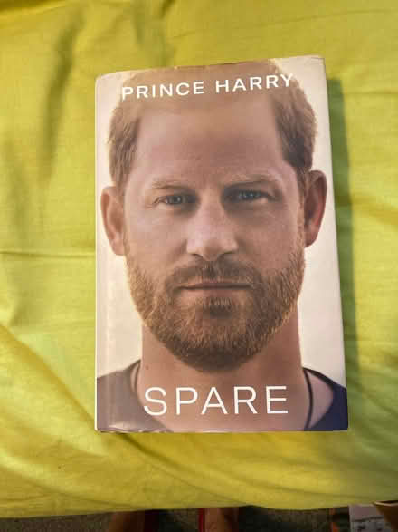 Photo of free Book Prince Harry spare (CT5) #1