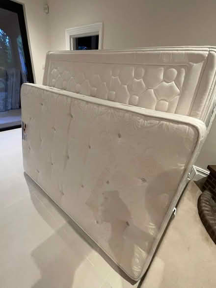 Photo of free Divan bases and mattresses like new (Purley CR8) #2