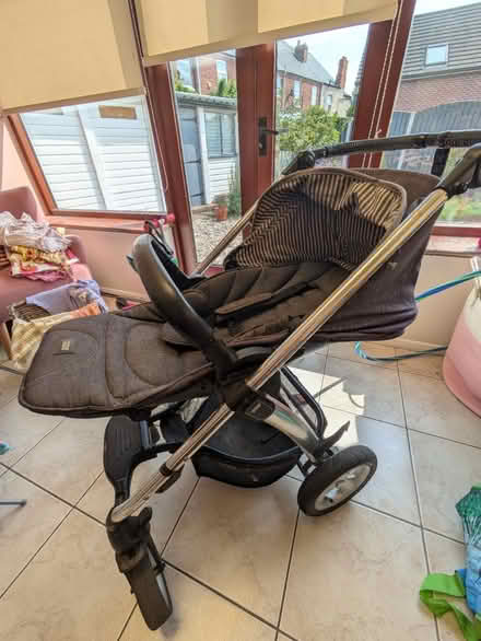 Photo of free Mamas + Papas Sola2 Pram (S40 Brampton) #3