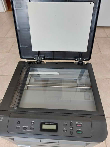 Photo of free Black and White Laser Printer (LE17 : Frolesworth) #3