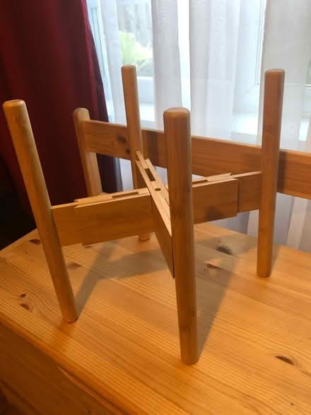 Photo of free Flexible Wooden Plant Pot stand (Disraeli HP13) #1