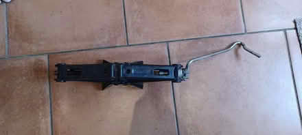 Photo of free Scissor jack (Loughborough central) #2