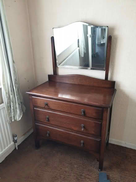 Photo of free Small chest with mirror (Baldock) #1