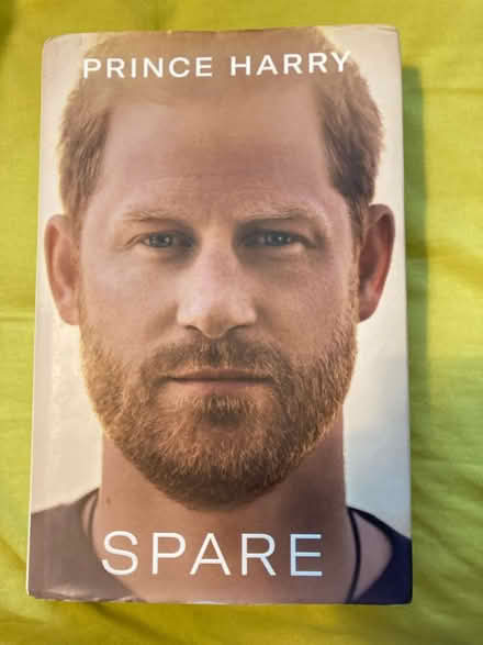 Photo of free Book Prince Harry spare (CT5) #2