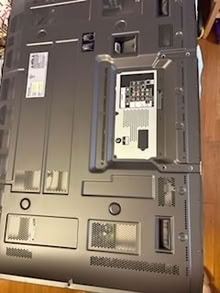 Photo of free problematic large TV (Rolling Meadows 60008) #1