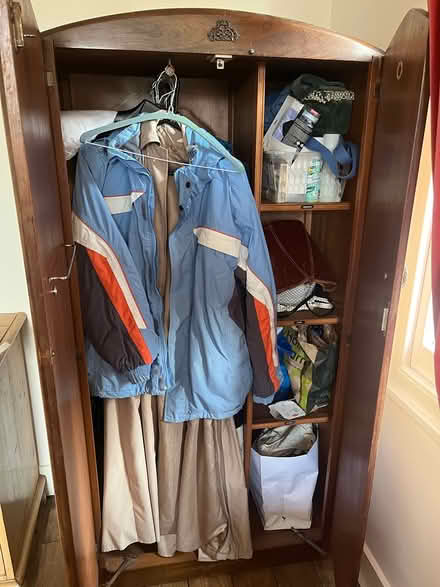 Photo of free Beautiful Vintage Wardrobe (Harringay Green Lanes N4) #2