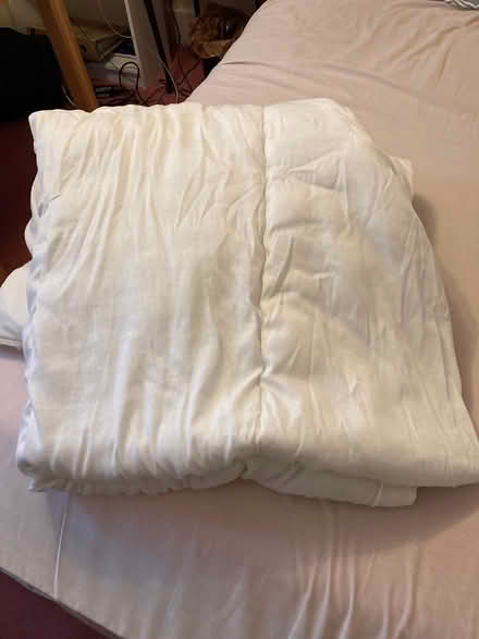 Photo of free Single bed quilt (Bookham KT23) #1