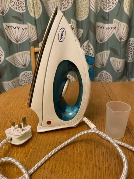 Photo of free Steam Iron (Wincobank Sheffield S9) #1