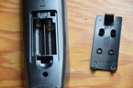 Photo of free DVD Player (Beaconsfield HP9) #2