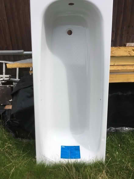 Photo of free Steel enamel bath (Carlton NG4) #1
