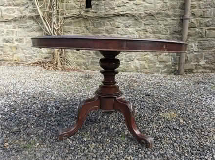 Photo of free Small Victorian mahogany circular (Ffald Farm CF71) #4