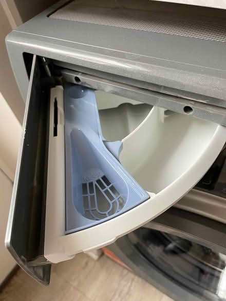 Photo of free Hotpoint washing machine (Holmewood S42) #2