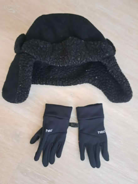 Photo of free Clothes all Large size for boys (Close to Cumberland School) #3