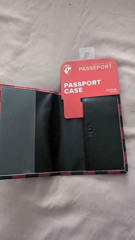 Photo of free Passport holder (Trafalgar/River Oaks, Oakville) #2