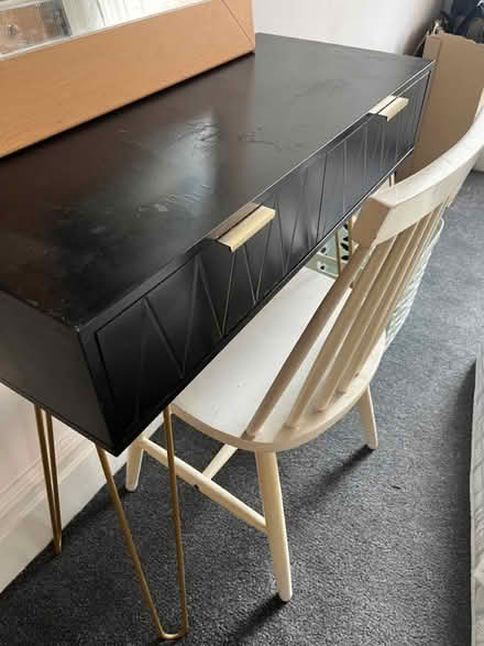 Photo of free 2 x Table and chair (Ll297ht) #1