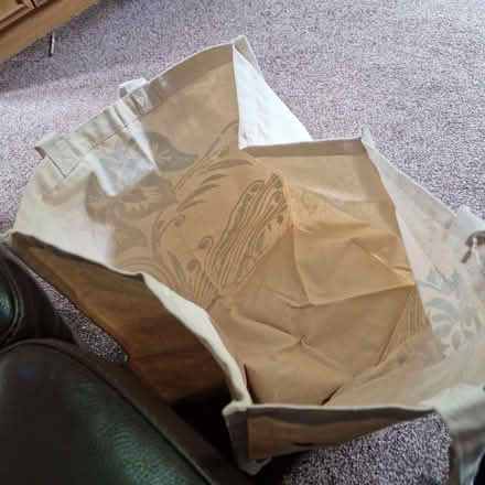 Photo of free 2 strong shopping bags (Clive Vale TN35) #4