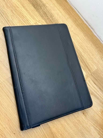 Photo of free iPad cover (Oxford OX4) #1