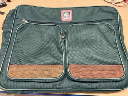 Photo of free TravelPro & Samsonite Garment Bags (Bengeo SG14) #3