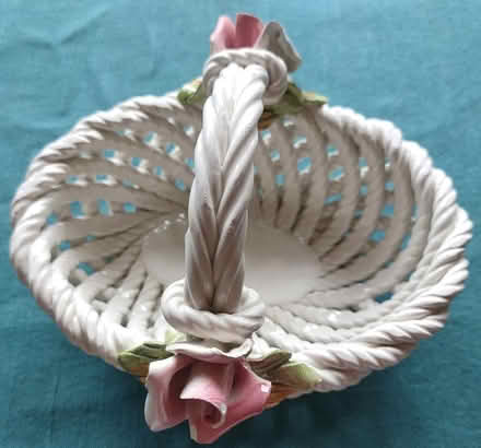 Photo of free A Collection of Vintage Ornaments (Ashford TN27) #4