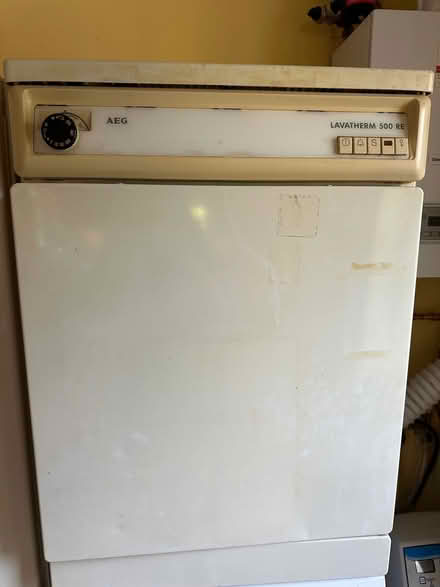 Photo of free AEG spin dryer (Knotty Green HP9) #1