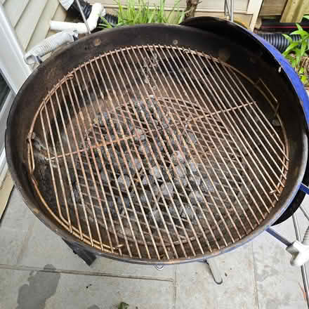 Photo of free Weber 22" charcoal grill - blue (Columbia, Md) #3