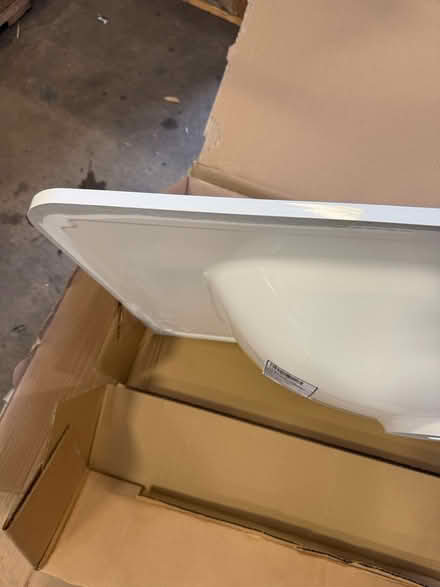 Photo of free New basin in box (DE24) #3