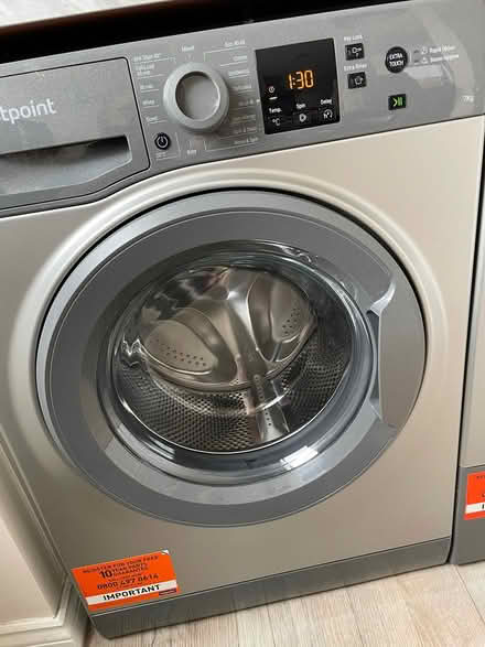 Photo of free Hotpoint washing machine (Holmewood S42) #3