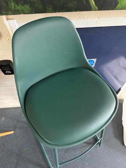 Photo of free Bar Stool – Like New (OX20) #3