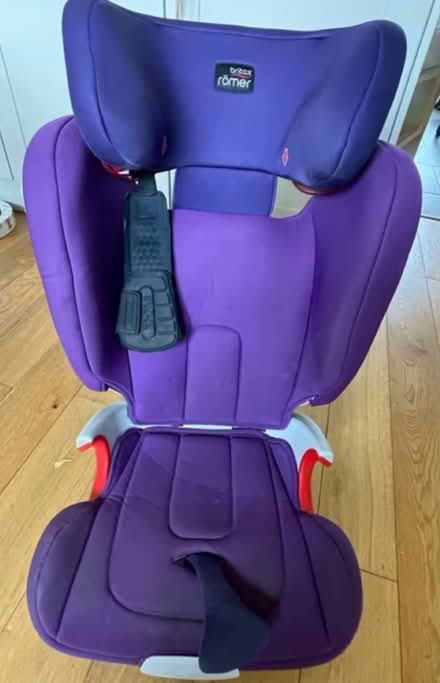Photo of free Britax Romer Kidfix II Child Seat (AL1) #1