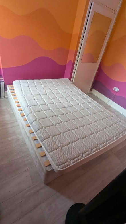 Photo of free Mattress Dormeo (SE25) #1
