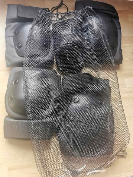 Photo of free Skating knee and elbow pads (Donabate) #1