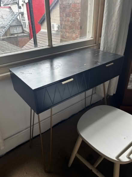 Photo of free 2 x Table and chair (Ll297ht) #3