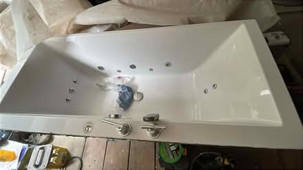 Photo of free Jacuzzi bath (Purley CR8) #2