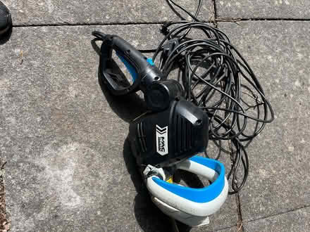 Photo of free Electric hedge trimmer (Coventry CV4) #1