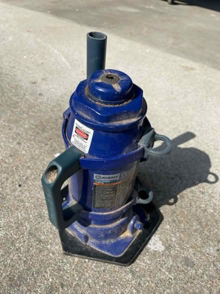 Photo of free Bottle jack (Broadview) #1