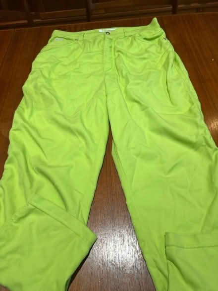 Photo of free Escada Lime Green Women’s Pants (Reston Lake Anne vicinity) #1