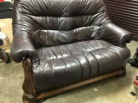Photo of free Settee (Winchester SO23) #1