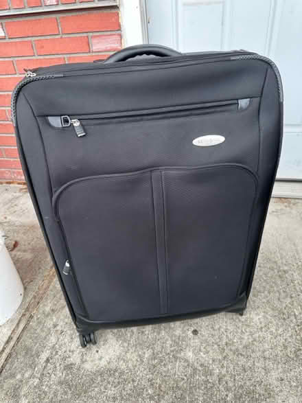 Photo of free Samsung 25” luggage (Rahway, NJ) #1