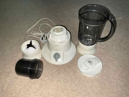 Photo of free Kenwood BL300 300w Liquidiser and little thingy (Hertford SG14) #1