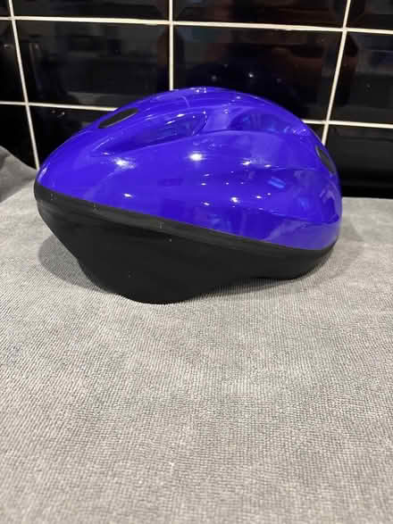 Photo of free Cycle helmet (WGC) #2