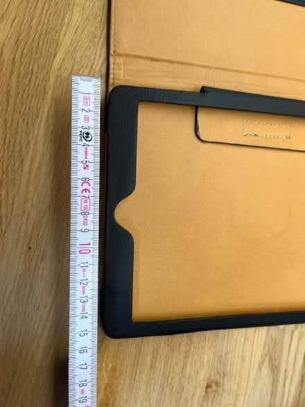 Photo of free iPad cover (Oxford OX4) #4