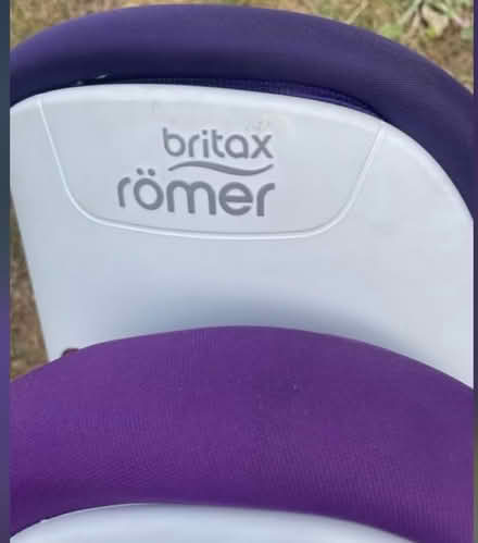 Photo of free Britax Romer Kidfix II Child Seat (AL1) #2