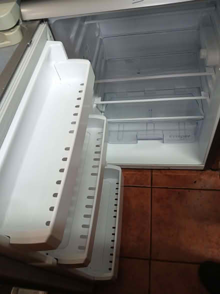 Photo of free fridge (Steventon SY8) #2