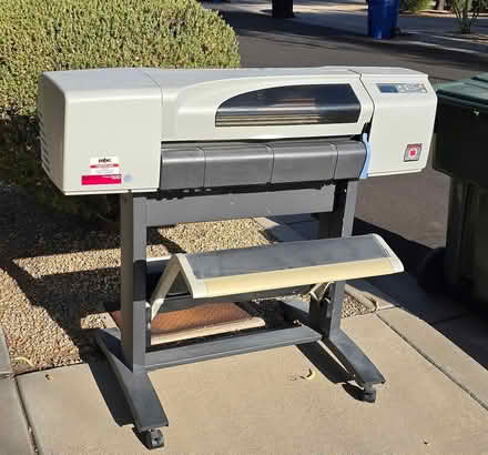 Photo of free HP Designjet 500 Plotter+stand (Zip 85085, Sonoran Foothills) #1